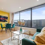 The Royale Penthouse - Skyline View - Balcony